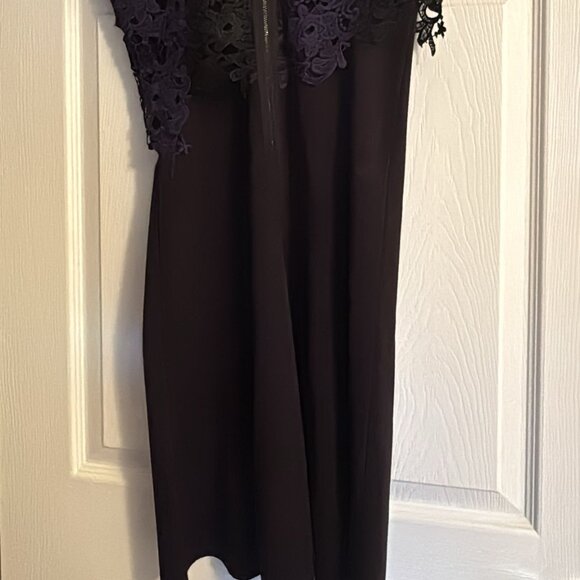 Tahari Long Dress - Lightly Used - Size 2 - Picture 4 of 4